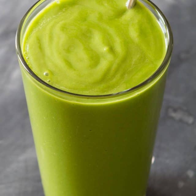Avocado Spinach Smoothie - Green Healthy Cooking