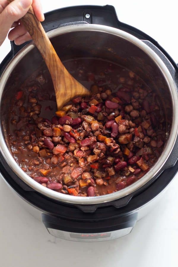 Finished Vegan Chili made in the Instant Pot