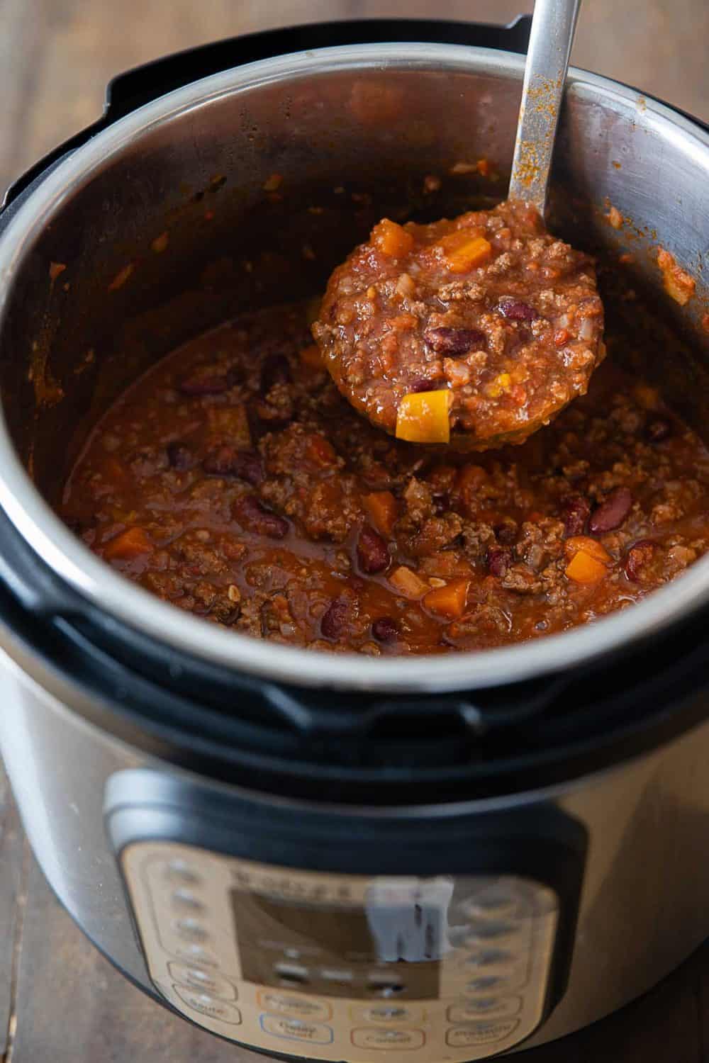 Chili con carne in the Instant Pot.