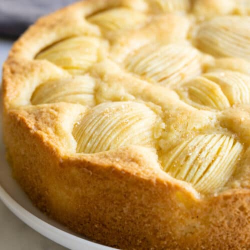 Instant Pot Apple Cake (video) 