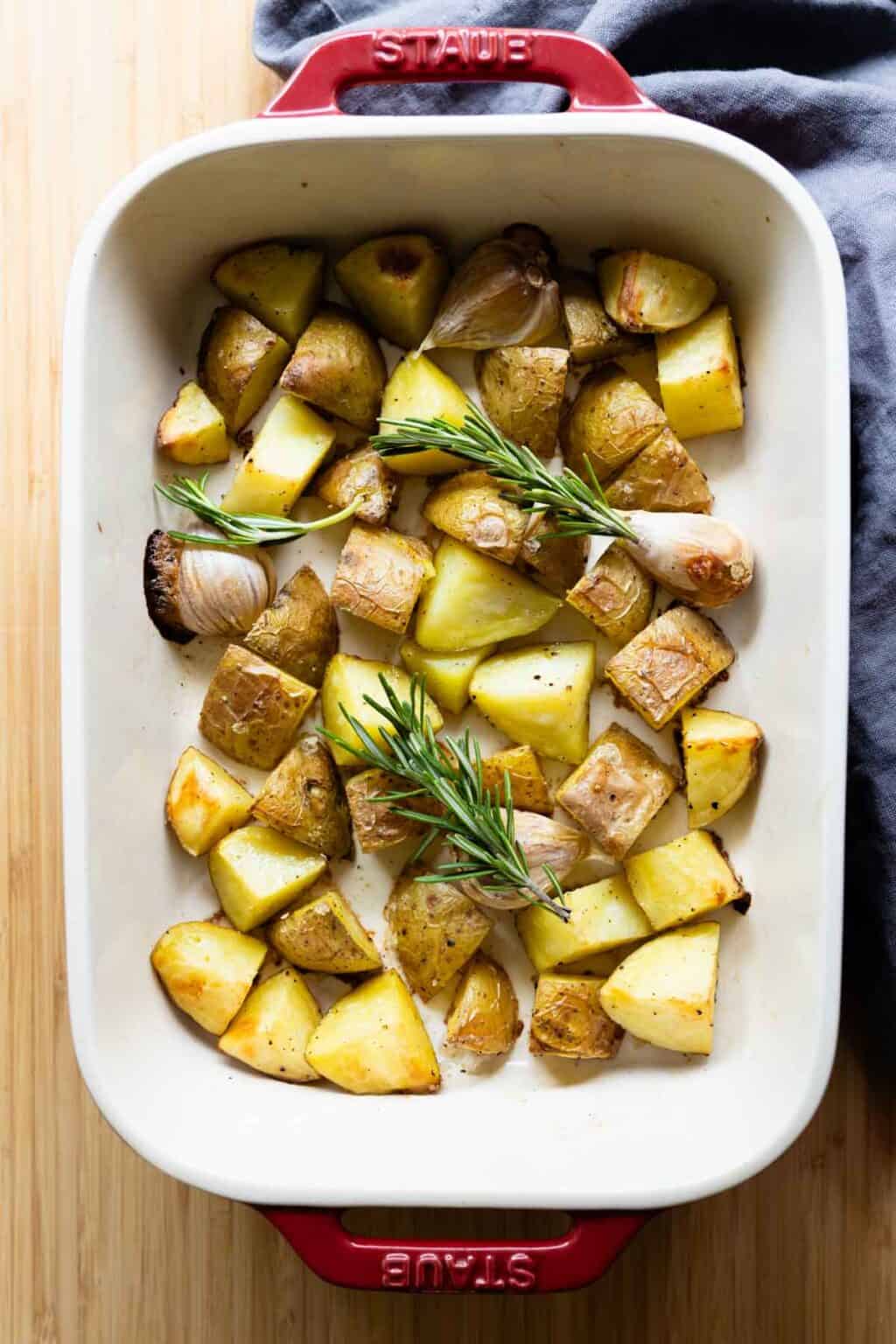 Easy Garlic Roasted Potatoes Green Healthy Cooking